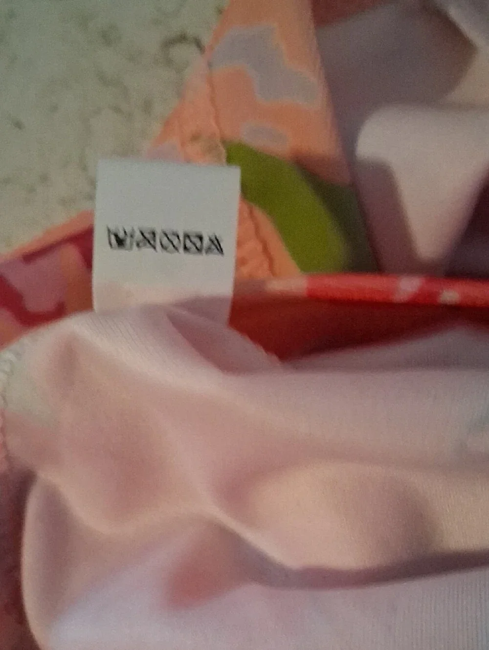 Floral Long-Sleeve Rashguard Swim Top Pink 4XL w/ MEASUREMENTS